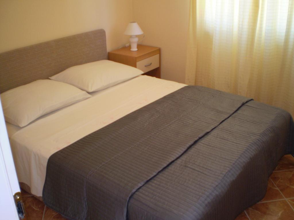 Apartments Tare, Free Parking Vodice Room photo