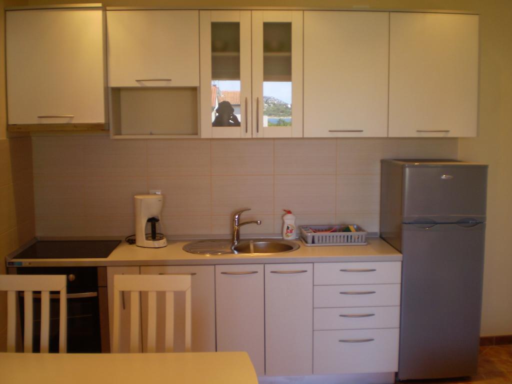 Apartments Tare, Free Parking Vodice Room photo